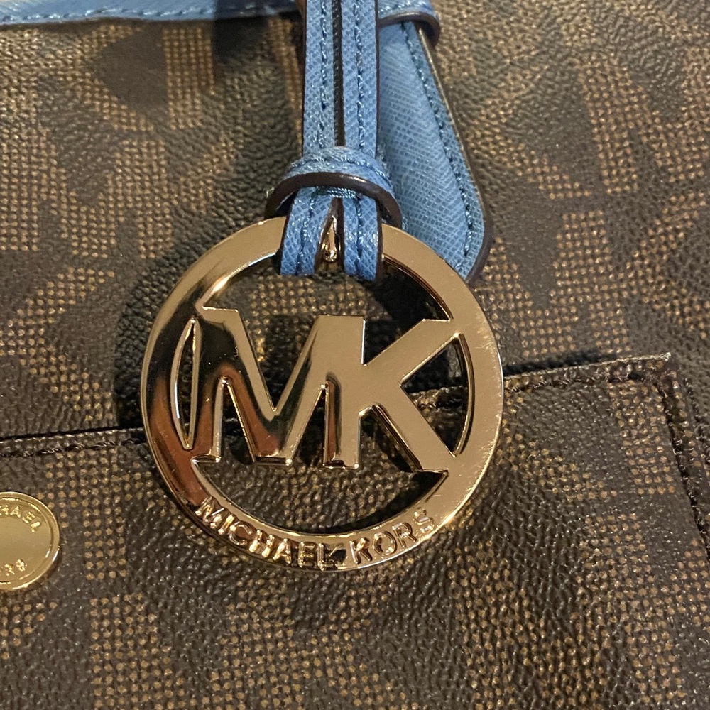 Michael Kors Brown Tote with Blue Trim and Gold Charm - Picture 2 of 8